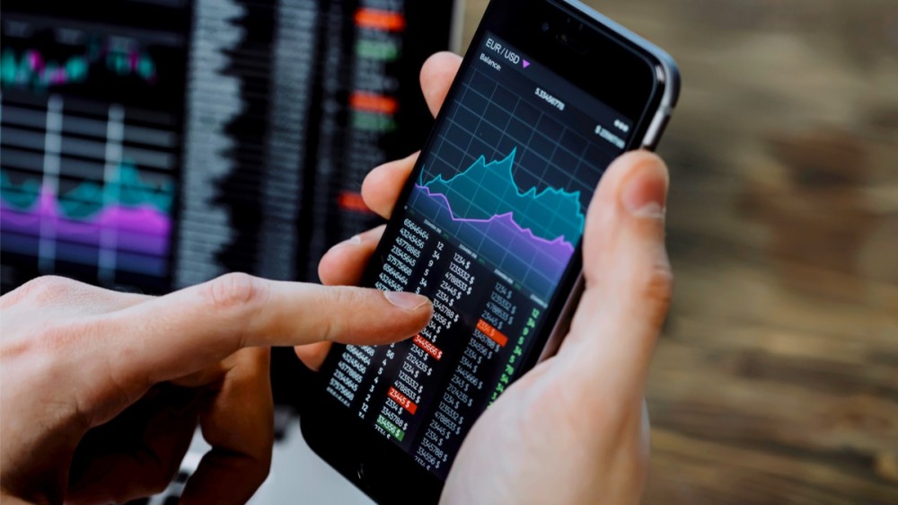 Осторожно: лжеброкеры втягивают граждан в дропперство